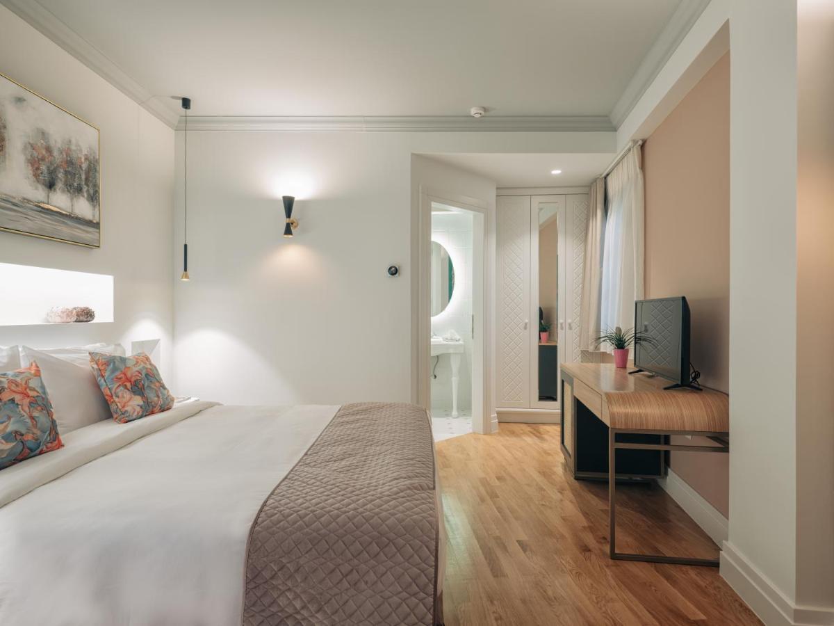 Hotel Castrello Old Town Hospitality Janina Zewnętrze zdjęcie