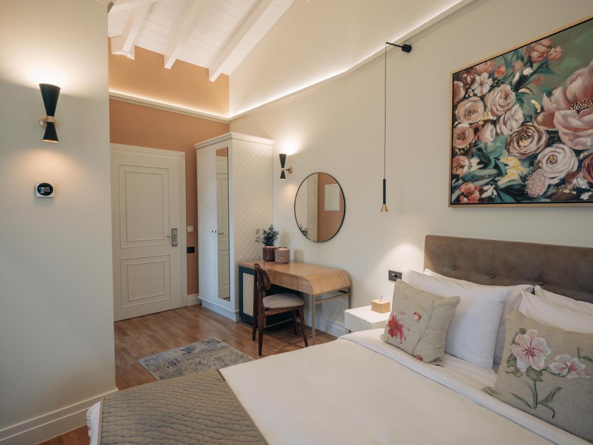 Hotel Castrello Old Town Hospitality Janina Zewnętrze zdjęcie